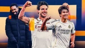 Gonzalo Garcia en een teamgenoot vieren in Real Madrid-tenues, waarbij ze hun vreugde tonen, tegen een levendige blauwe en oranje achtergrond.