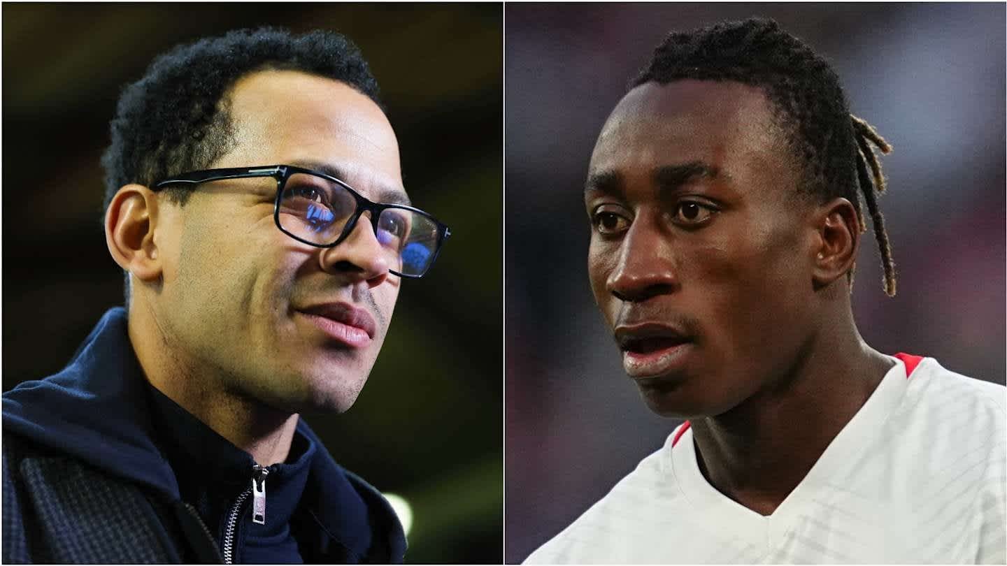 Rosenior et un jeune joueur marocain en action ; Rosenior porte des lunettes et un haut sombre, tandis que le joueur est en tenue blanche, concentré.