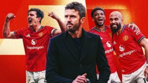 Manchester United-spelers vieren in levendige rode tenues, met coach Michael Carrick in focus, te midden van dynamische graphics die teamgeest weerspiegelen.