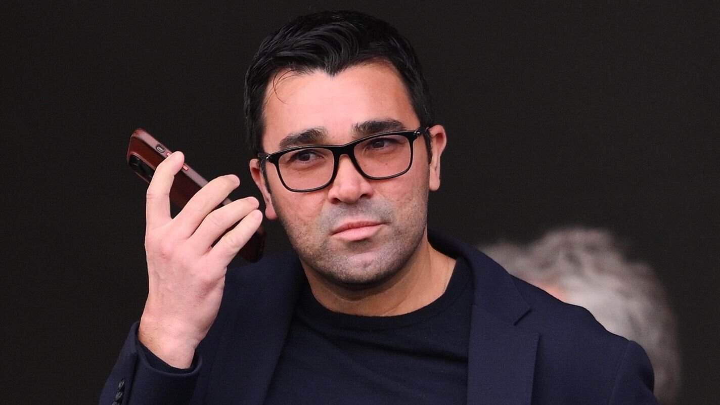 برشلونة يواجه أزمة صيفية غير مألوفة