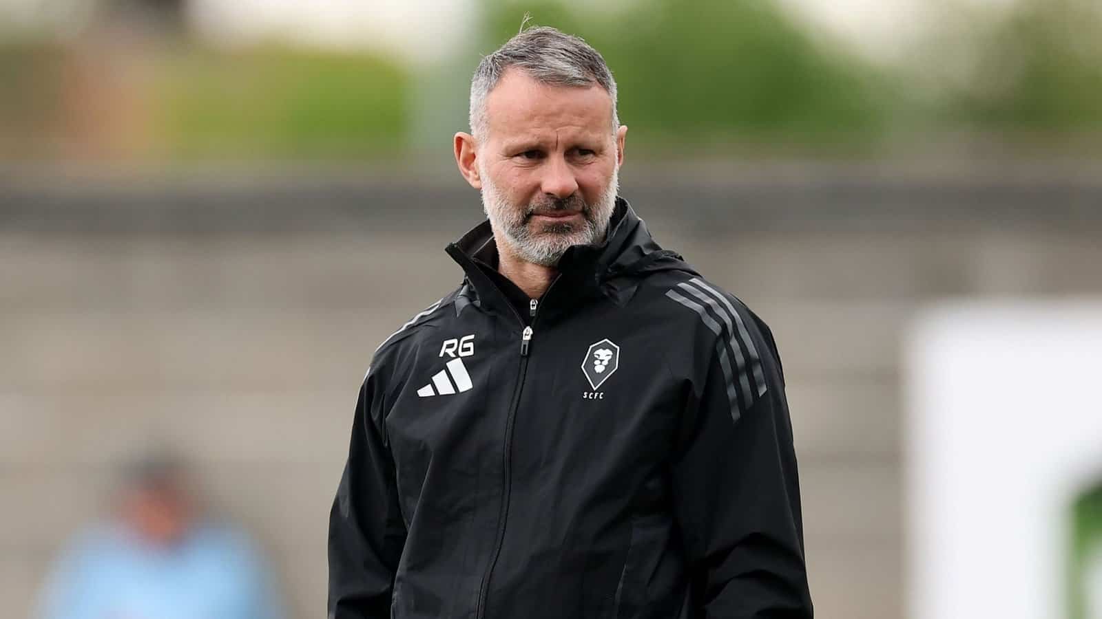 Giggs conseille à Manchester United pour le recrutement d'un milieu de terrain
