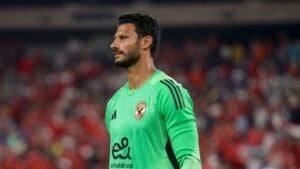 الاتحاد المصري لكرة القدم يُعلق اللاعب الشناوي من الأهلي لأربع مباريات