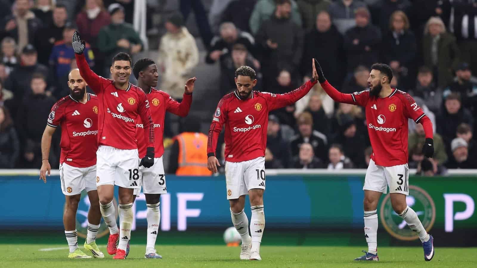 ثنائي مانشستر يونايتد يسخران من استضافة المغرب لكأس الأمم الأفريقية