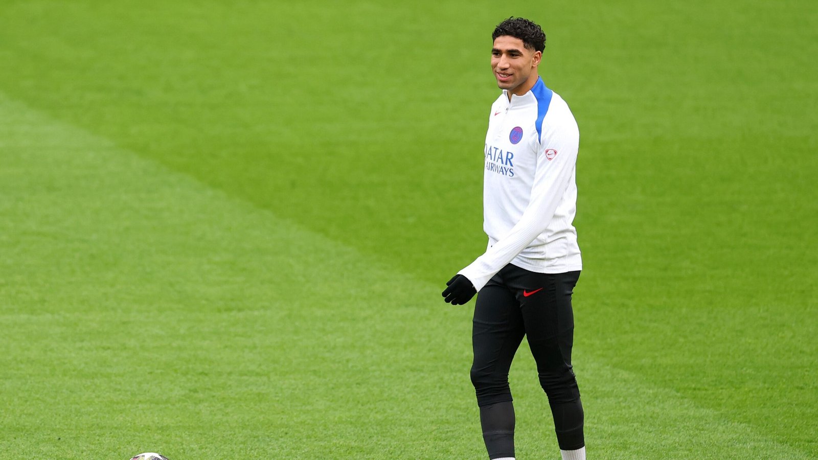 تأكيد حالة حكيمي وفيتينيا لمباراة باريس ضد بايرن