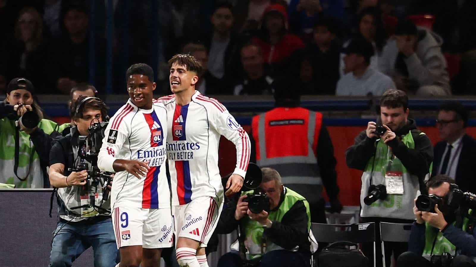 هدف إندريك المتأخر يهزم باريس سان جيرمان لصالح ليون