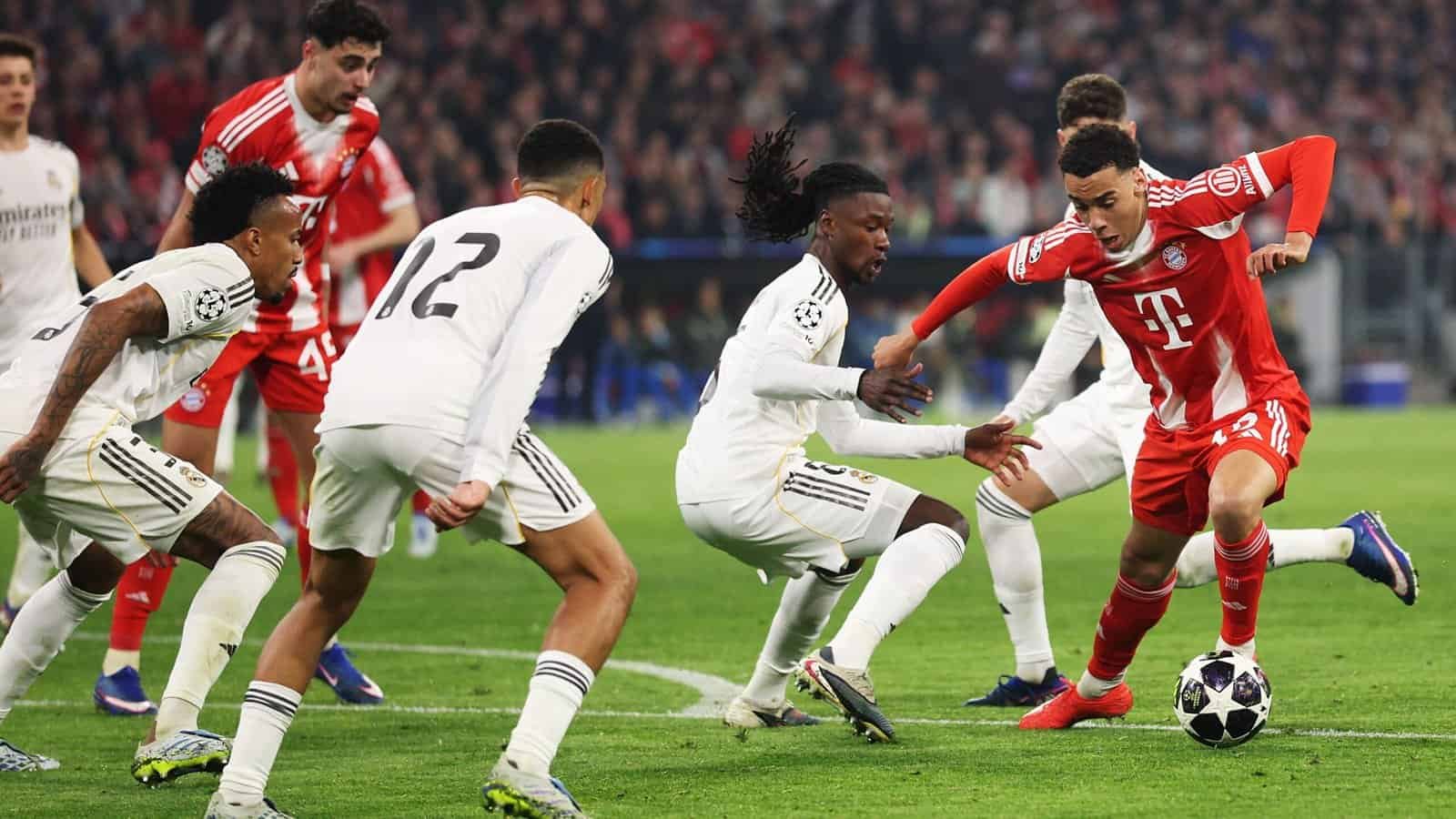 نجم ريال مدريد ينهار في البكاء بسبب الرحيل