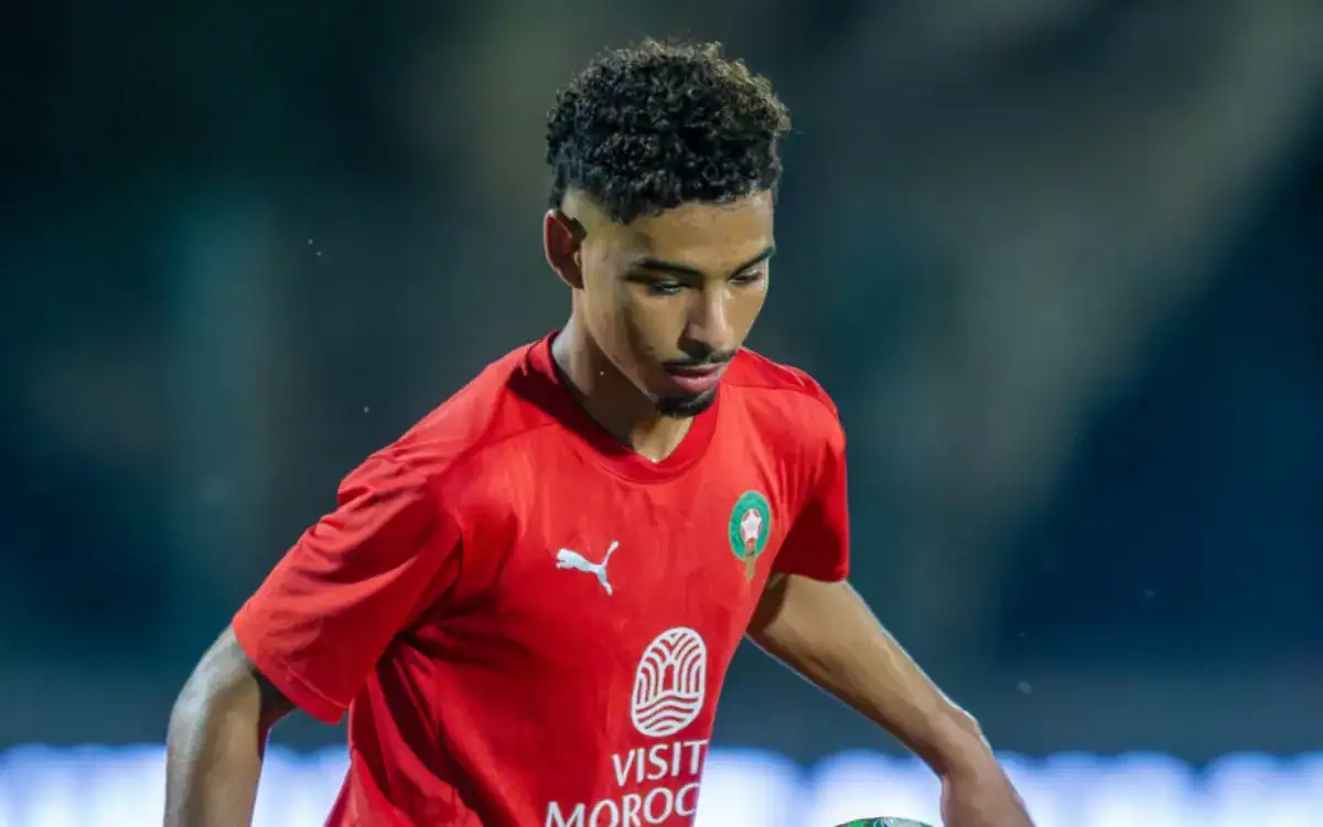 achraf hakimi mentors new moroccan talent yassine