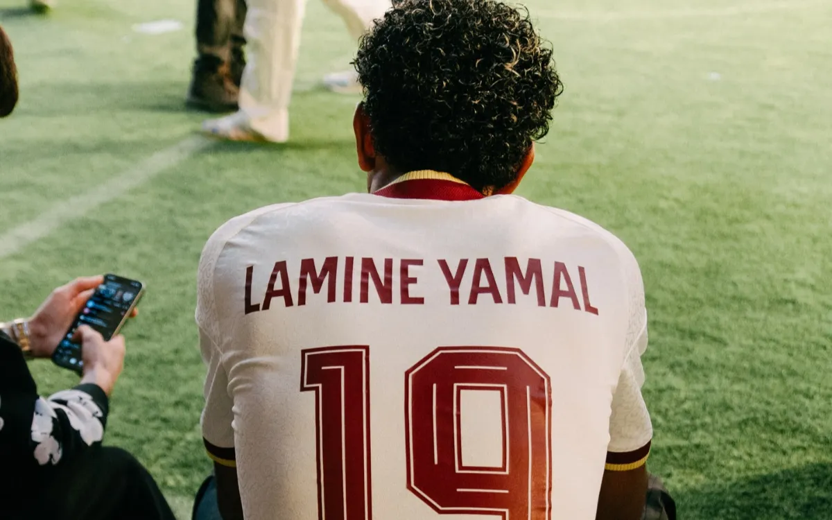 Lamine Yamal répond à des chants offensants